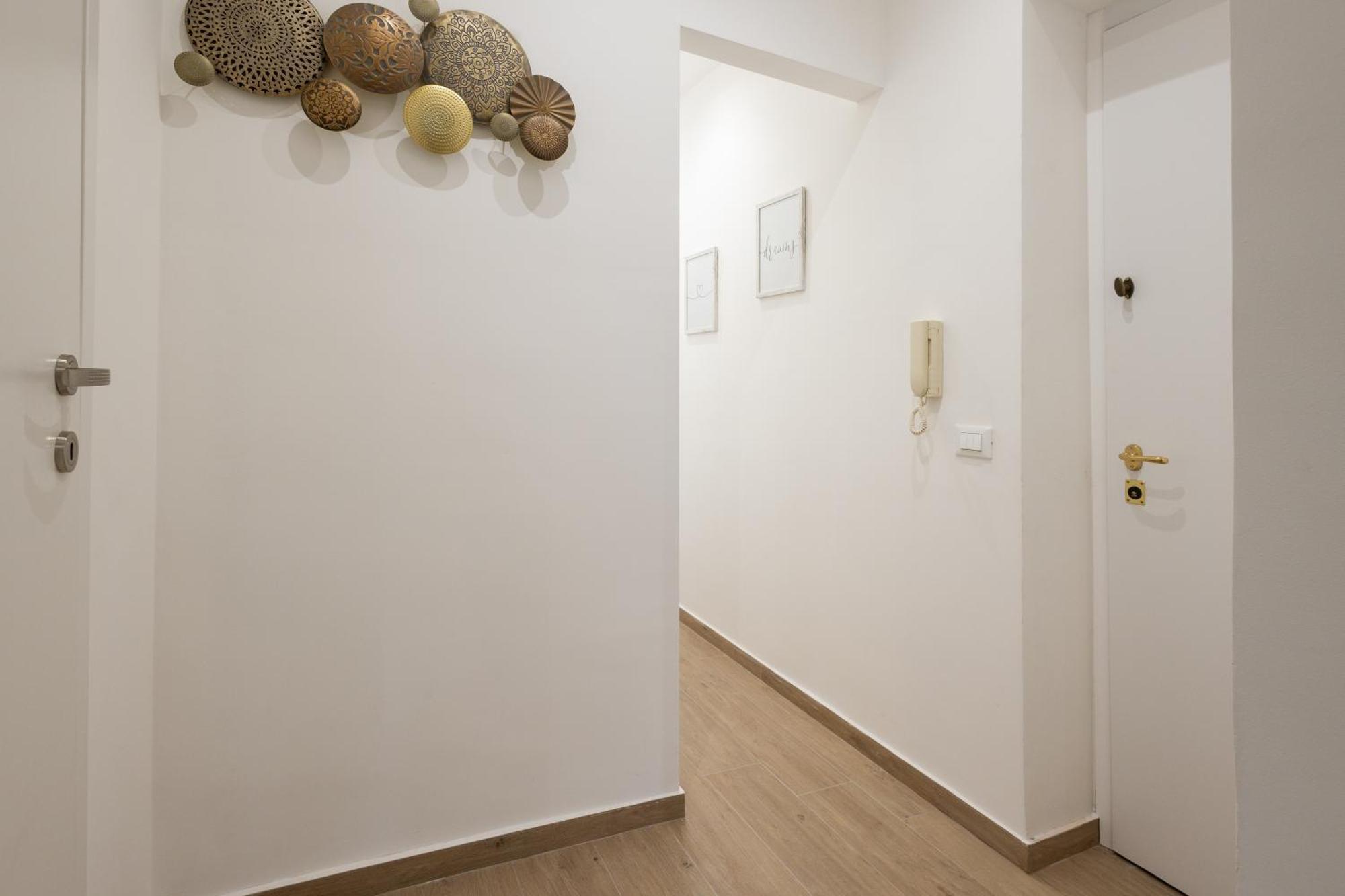 Ludo Holiday House - Charming Con Patio A Due Passi Dalla Cattedrale Palermo Buitenkant foto