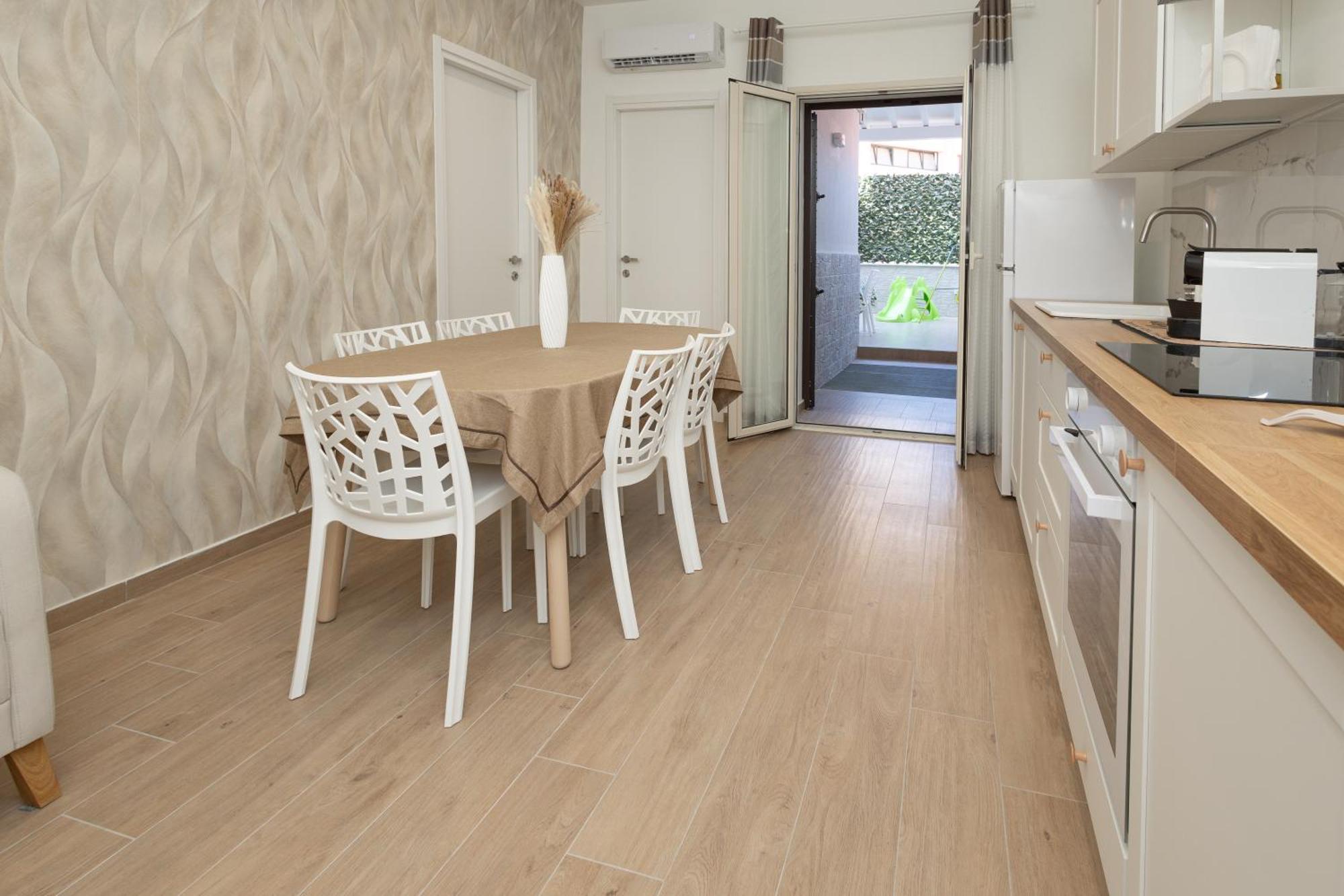 Ludo Holiday House - Charming Con Patio A Due Passi Dalla Cattedrale Palermo Buitenkant foto